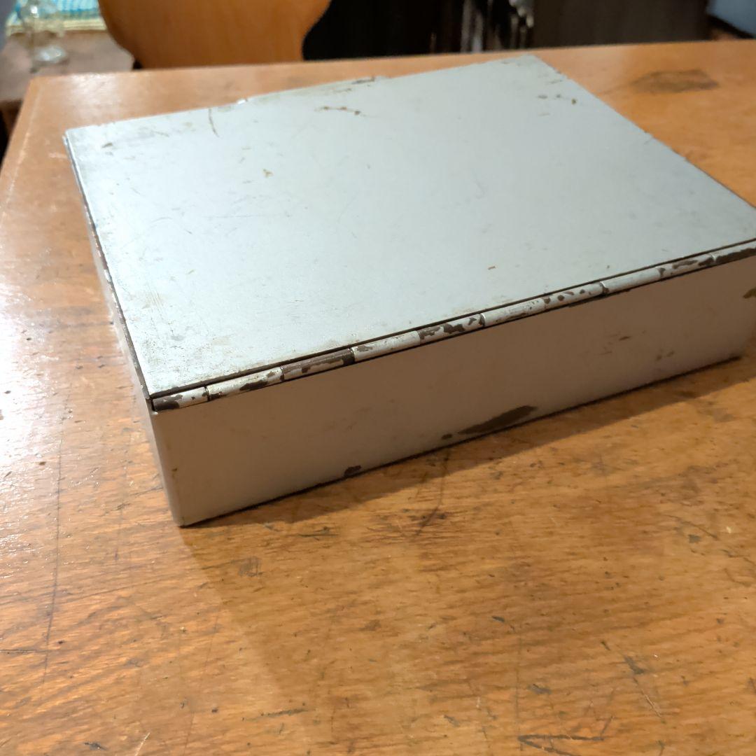 ヴィンテージ　フランスアンティーク　usedキャッシュボックス