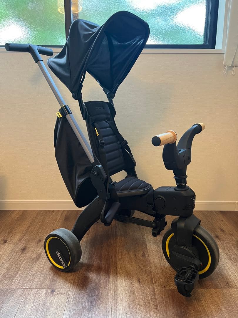 doona. Liki Trike リキトライク　黒　黄色