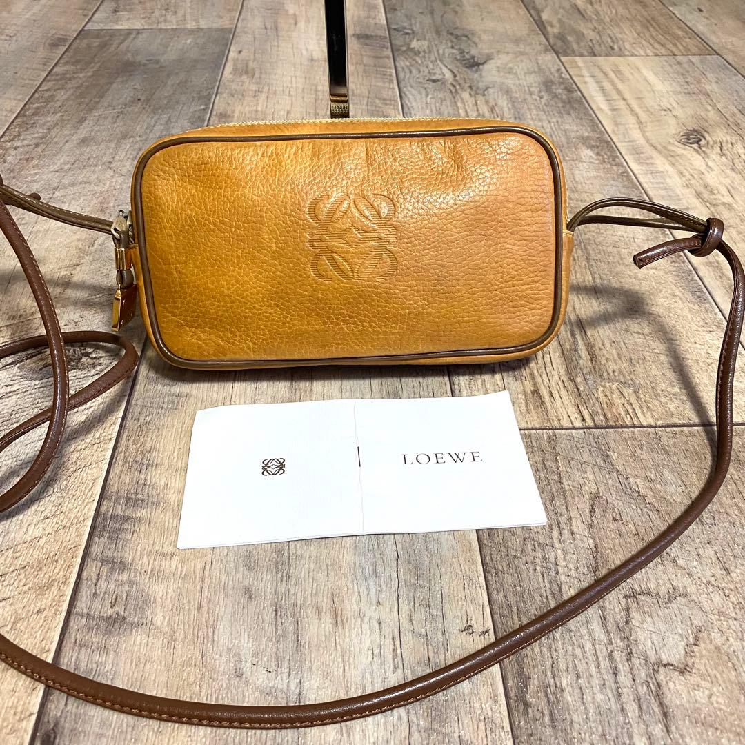 本物☆ロエベ アナグラム柄 レザー ショルダーバッグ 斜めがけ キャメルブラウン