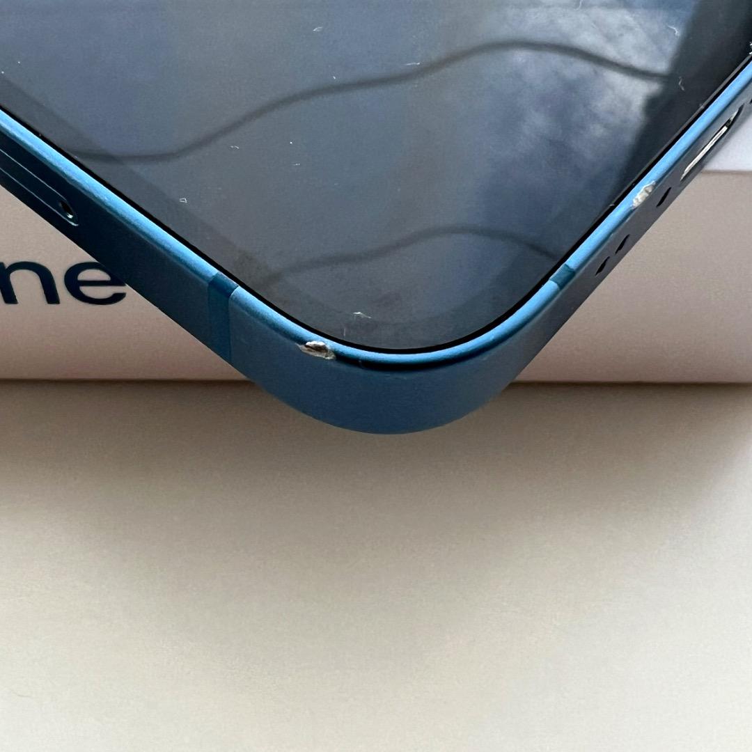 iPhone 13 mini 本体 （背面割れ）