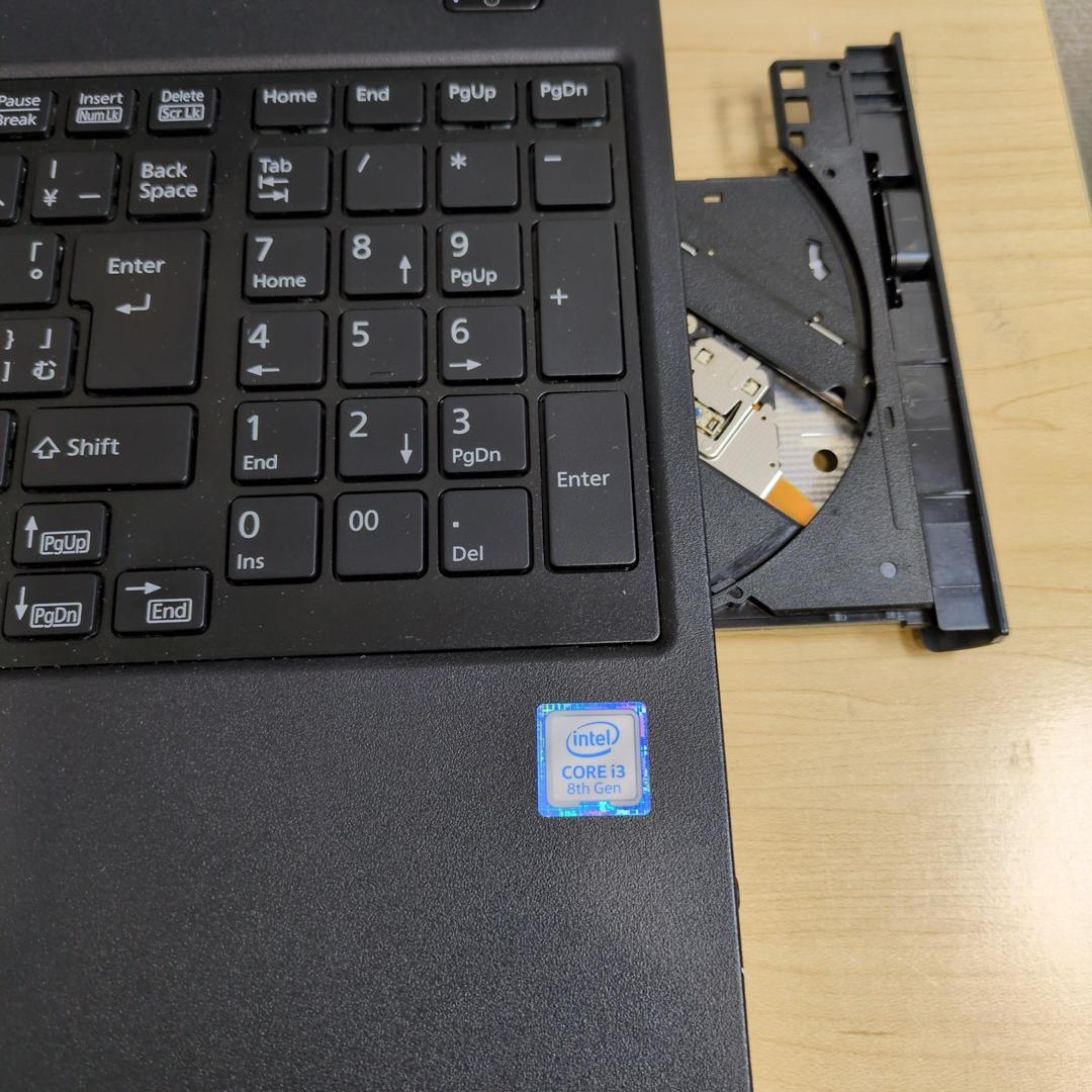 富士通【SSD256GB】【Core i3】【メモリ16GB】M625