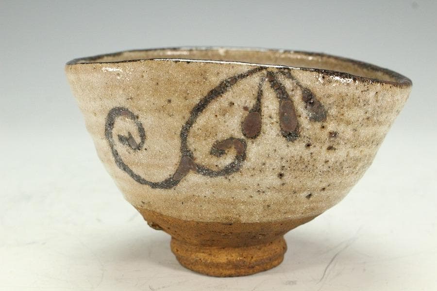 茶道具 古唐津 唐草の絵 沓茶碗 桂又三郎 書付(K-YC562)