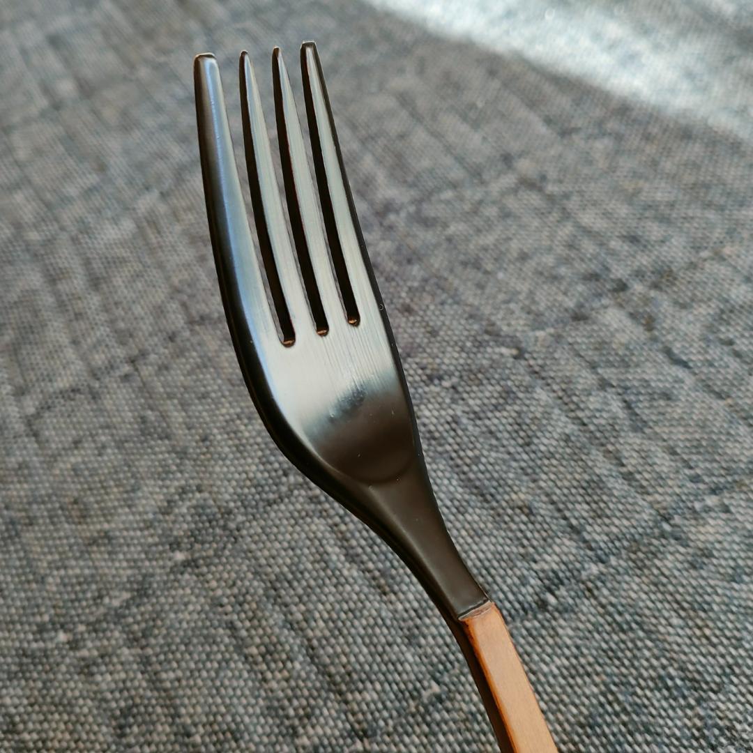 伏見眞樹さん作 漆のディナーフォーク
