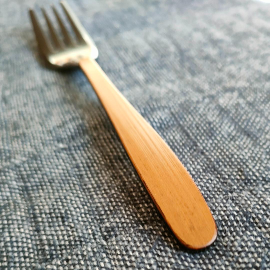 伏見眞樹さん作 漆のディナーフォーク