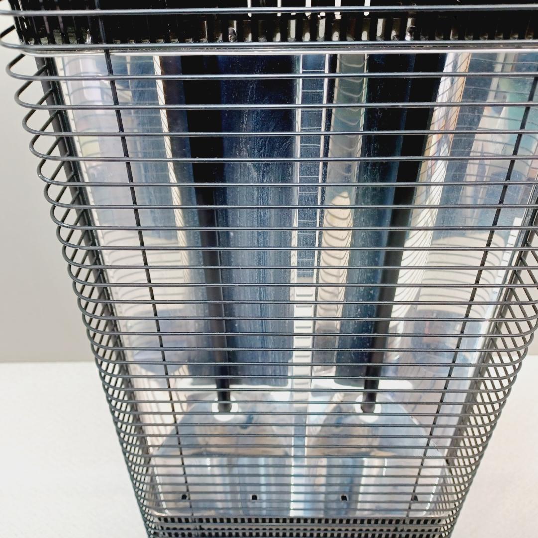 D077　ダイキン　セラムヒート　遠赤外線電気ヒーター