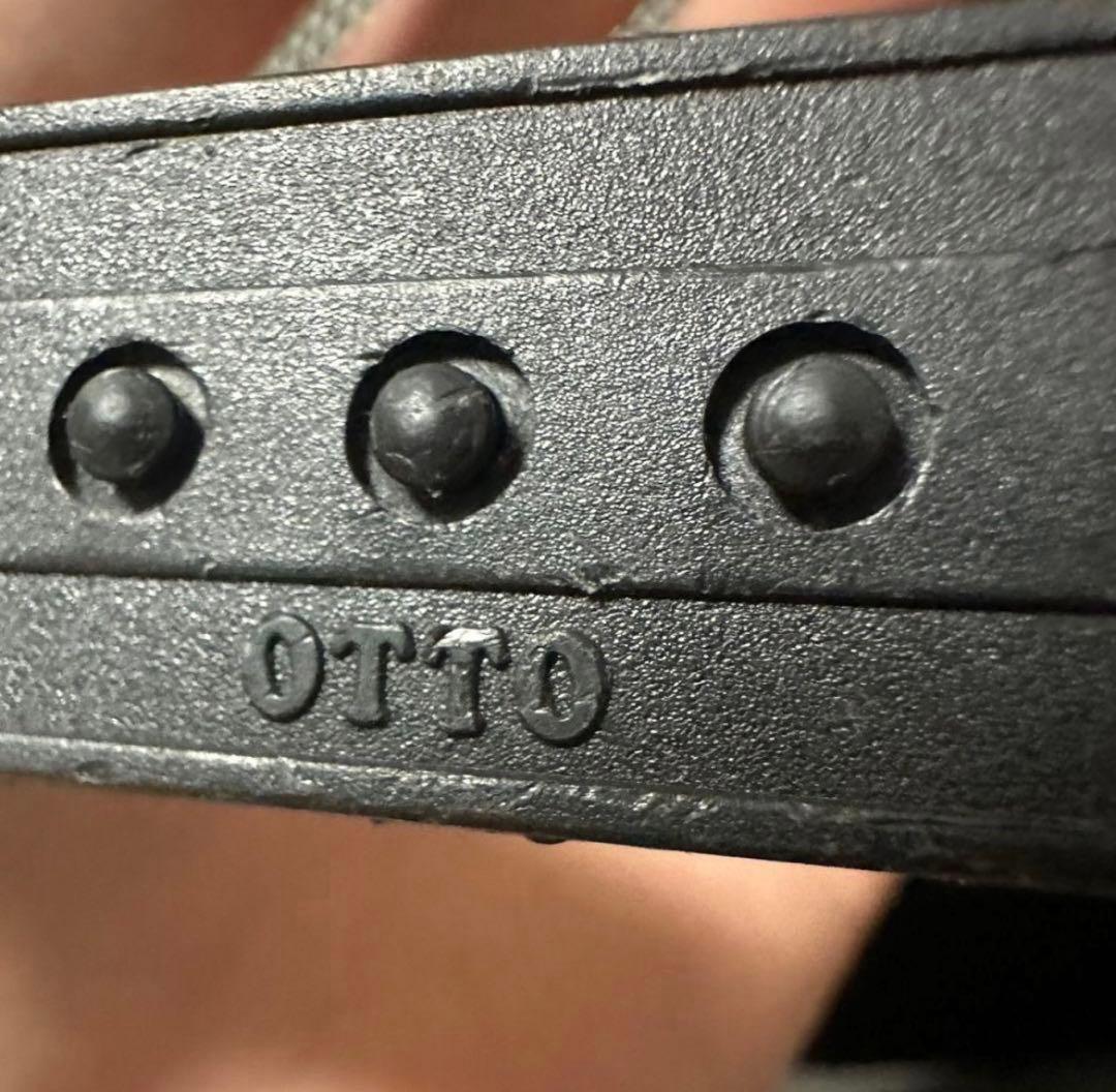 正規品 クロムハーツ　セメトリークロスパッチトラッカーキャップ