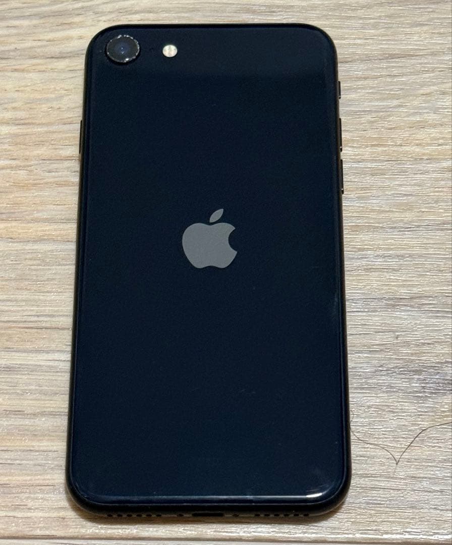 iPhoneSE 3rd ブラックver 64G