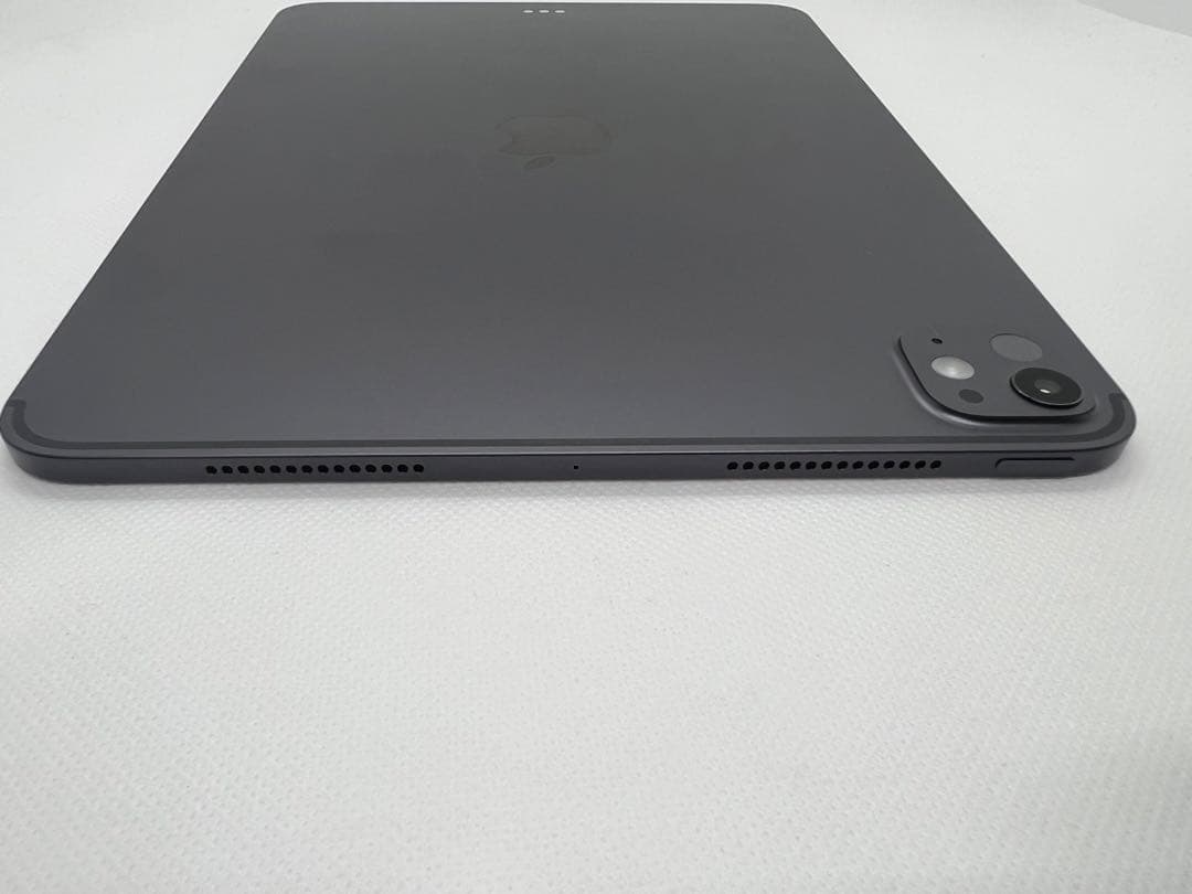 11インチ iPad Pro (M4) 256GB とPencil pro