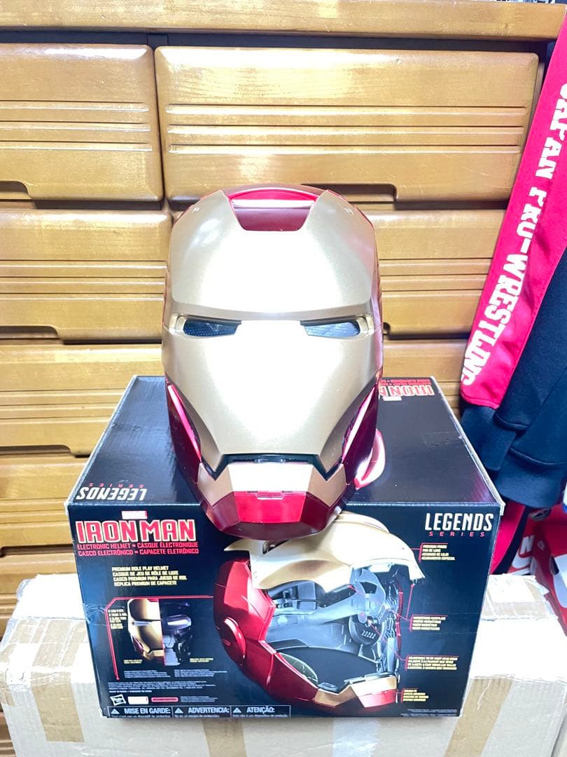 ハズブロレプリカ マーベル・レジェンド / アイアンマン ヘルメット