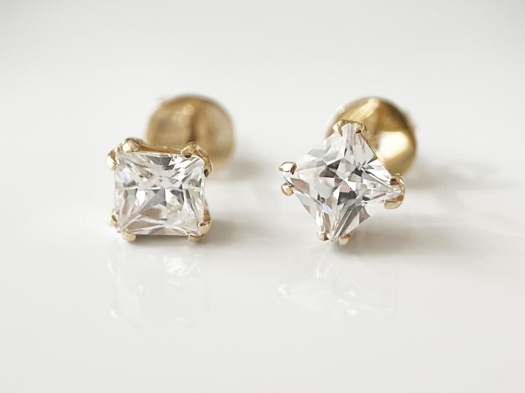 K9 スクエア スタッドピアス｜約2.8g｜イギリス　アンティーク