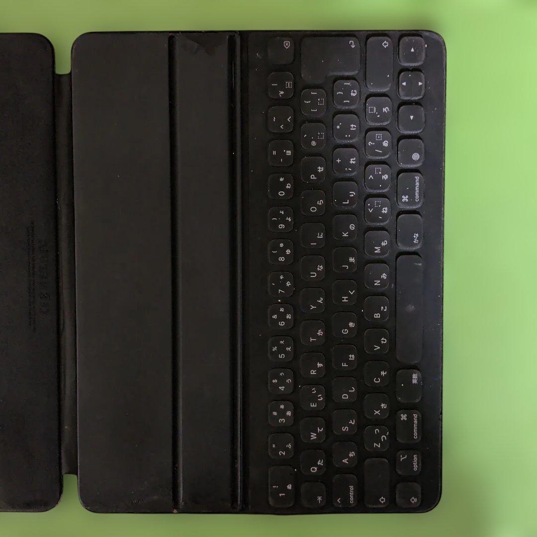 ipad pro 12.9 第4世代 256GB とSmart Keyboard