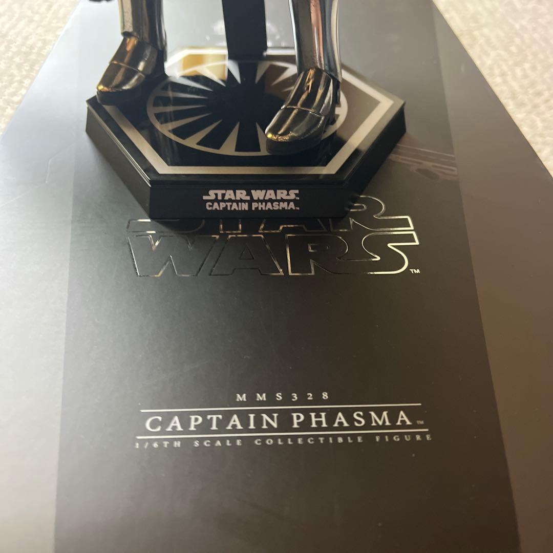Hot Toys スター・ウォーズ キャプテン・ファズマ 1/6