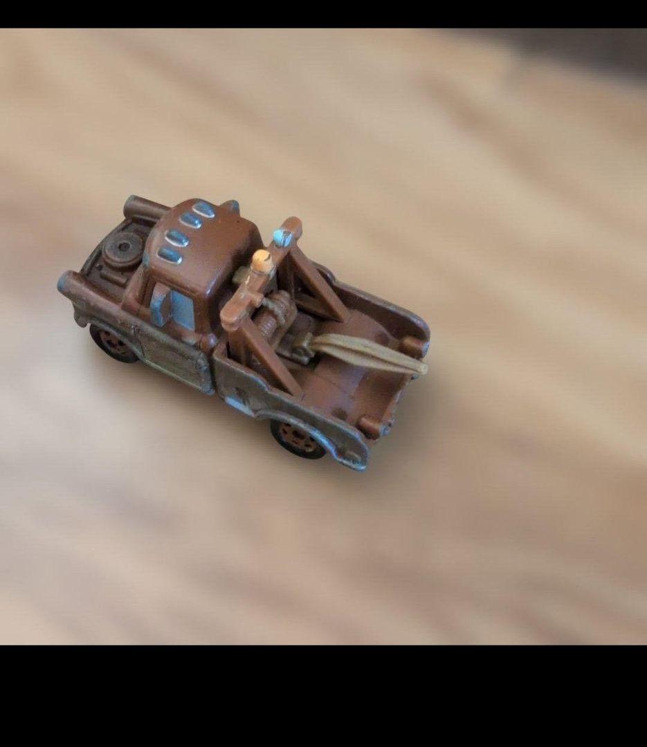 トミカ　カーズ