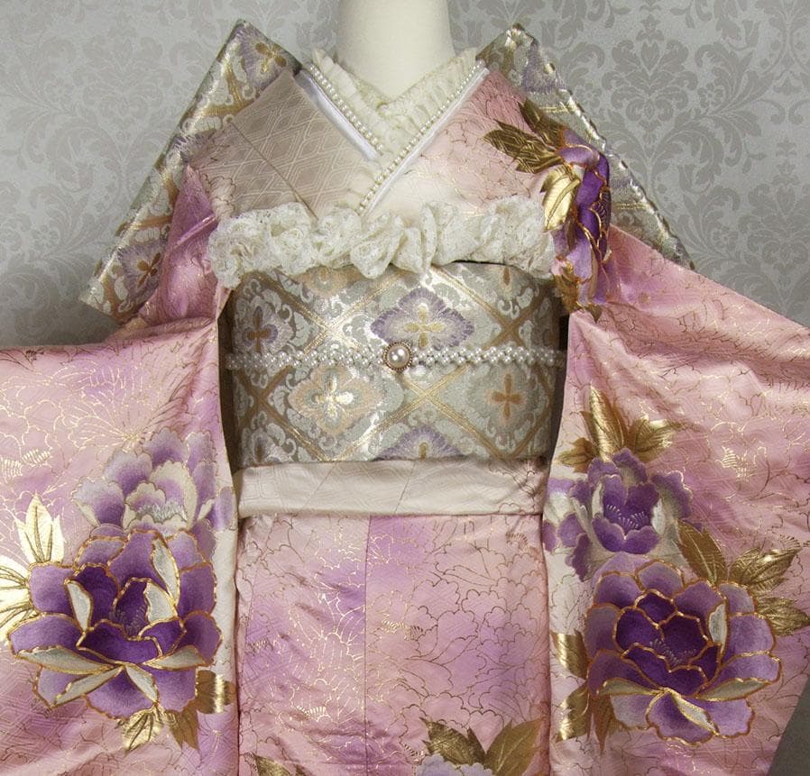 ぷっくり手刺繍の大輪牡丹　振袖フルセット　ｍ43　成人式