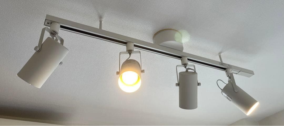 無印　システムライト本体＆LEDスポットライト4個（電球つき）