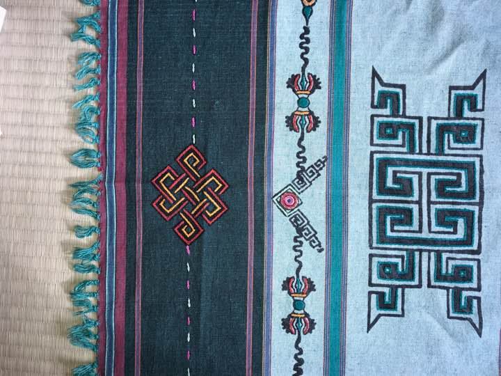 インド ハンドメイド 絨毯