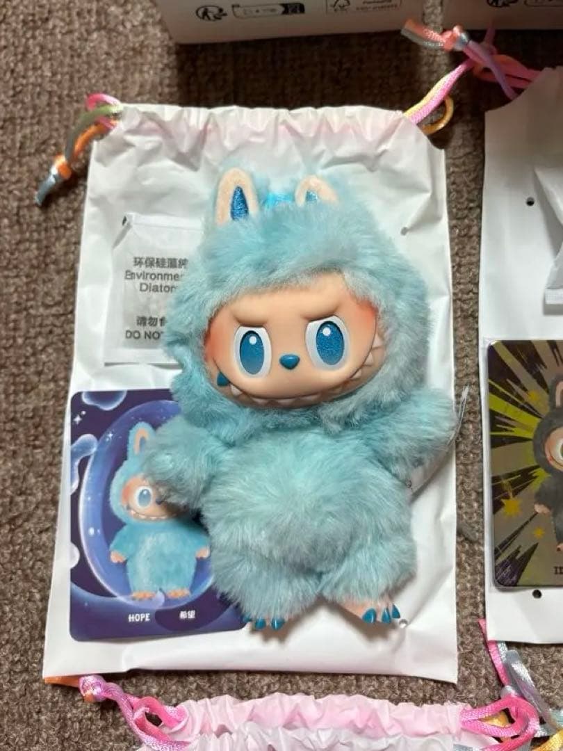 t*読様 正規品！　ラブブ　エナジー　6体　セット　シークレット入り　POP N