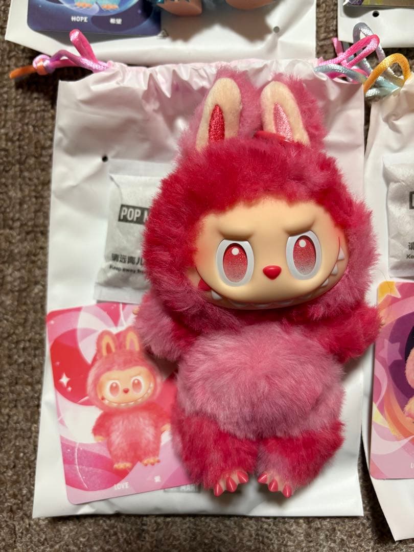 t*読様 正規品！　ラブブ　エナジー　6体　セット　シークレット入り　POP N