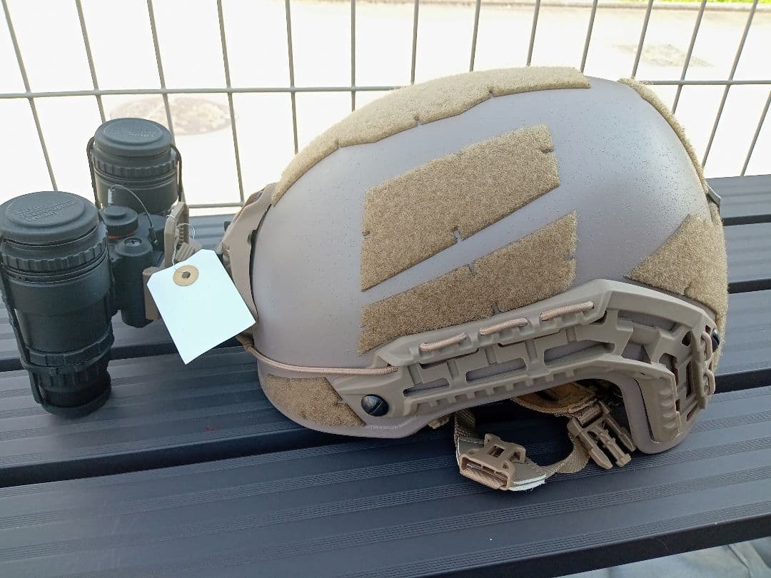 REVISION CAIMAN　 FMA PVS-15 ナイトビジョン　レプリカ