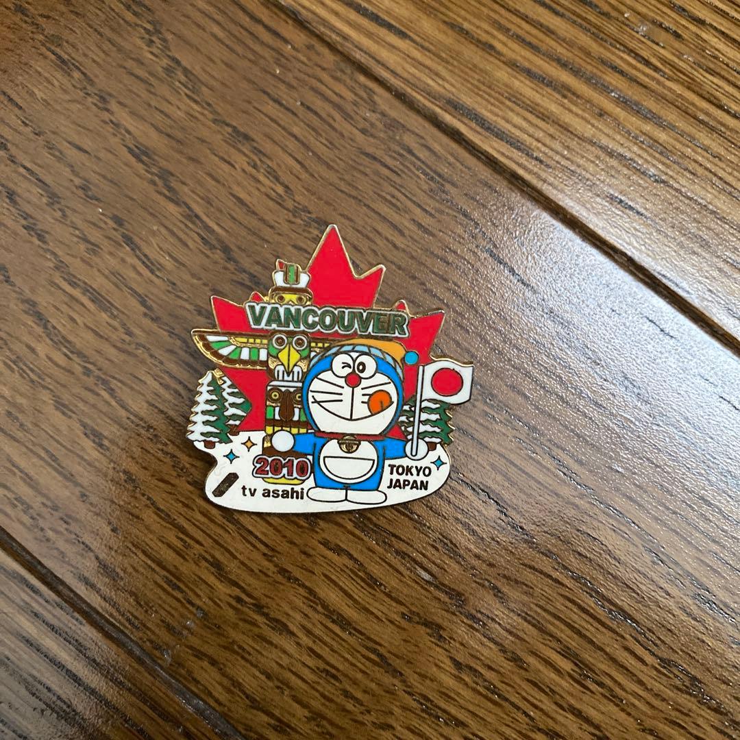 ドラえもん バンクーバー ピンバッジ 2010