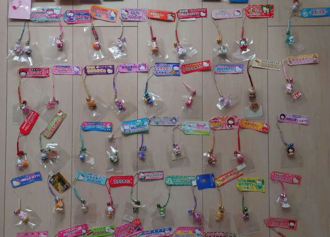 Hello Kittyご当地キティ 根付けストラップ まとめ売り