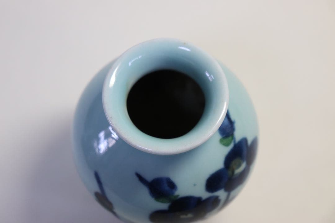 中国　民国期　豆釉釉下藍緑彩小瓶　送料込み0831