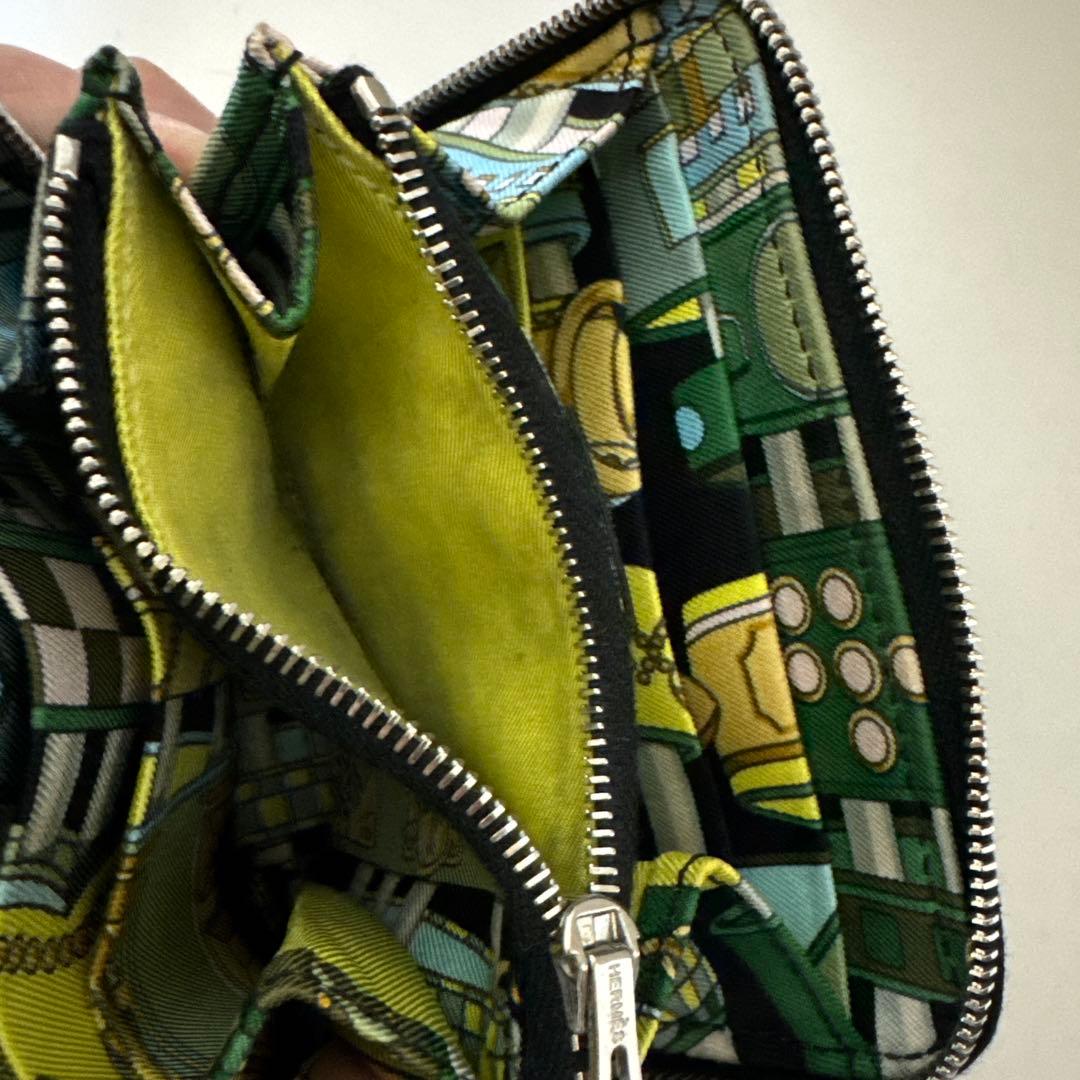 HERMES エルメス　財布　アザップ　シルクイン　コンパクト　ブラック