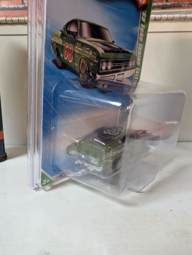 ホットウィール フォード トリノタラデガ スーパートレジャーハント