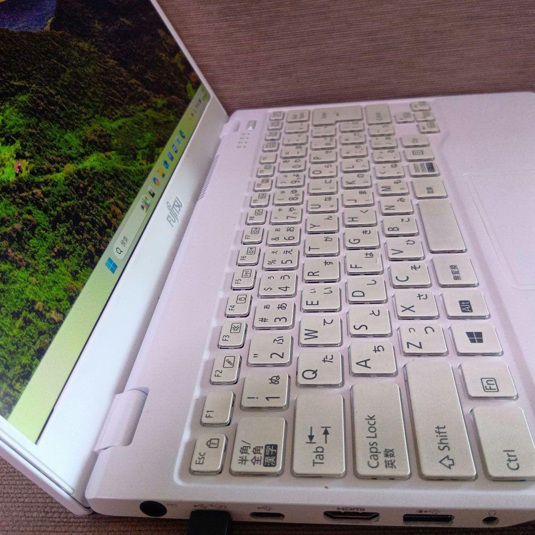 H①富士通　ＦＭＶＵ8D3WD1　UH90/D3