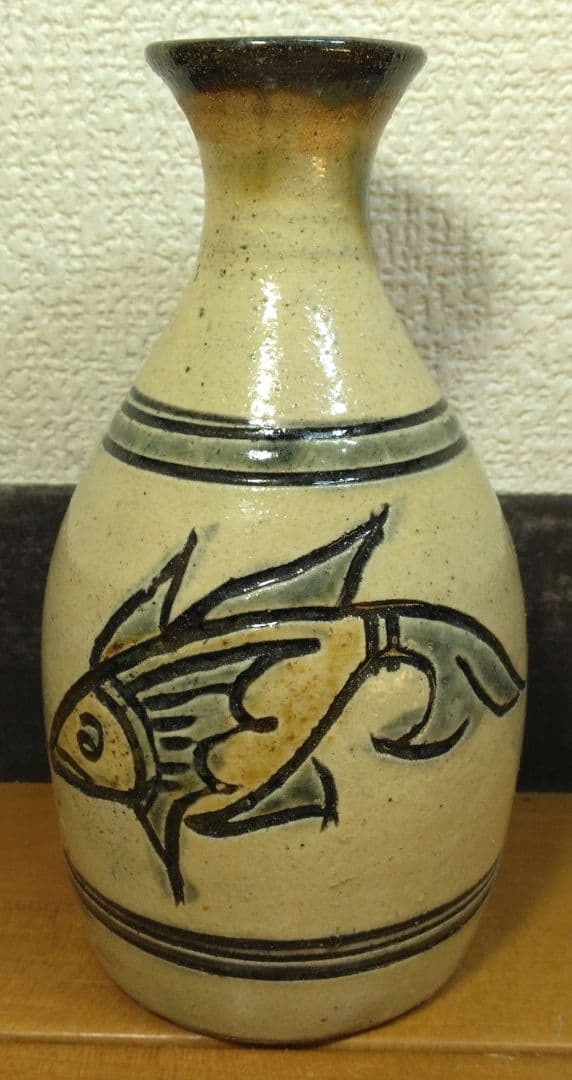 人間国宝 金城次郎 壷屋焼徳利 栞 共箱 美品 手づくり壺屋焼シール 魚紋徳利