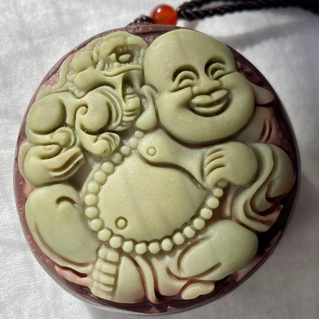 翡翠 硬玉 ジェダイト アンティーク 130.63g 手彫り 彫刻 菩薩 魔除け