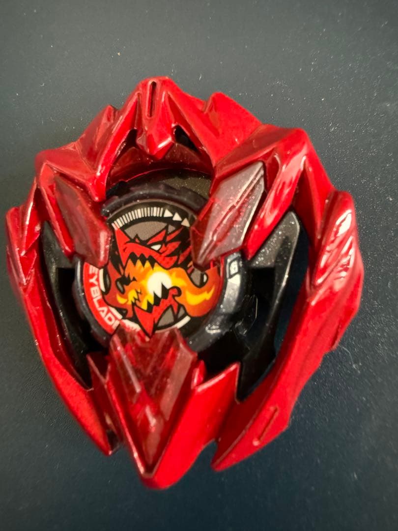 ベイブレード　ドランバスター　赤