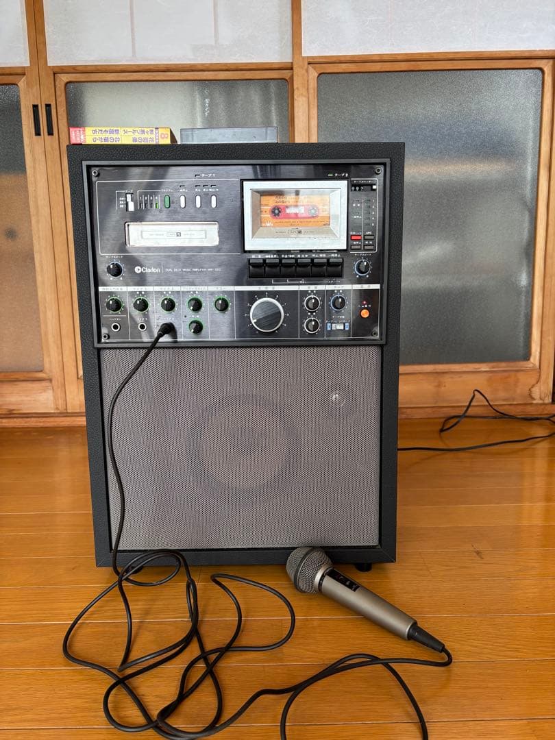 8トラックカセットモノラルテープレコーダー