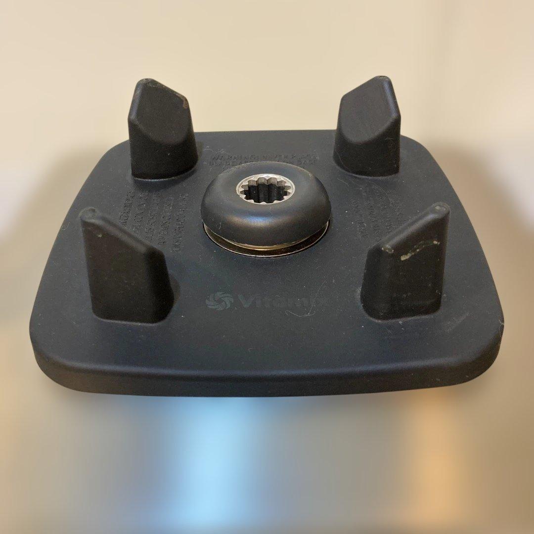 ★ジャンク品★蓋なし Vitamix バイタミックス ブレンダー VM0111