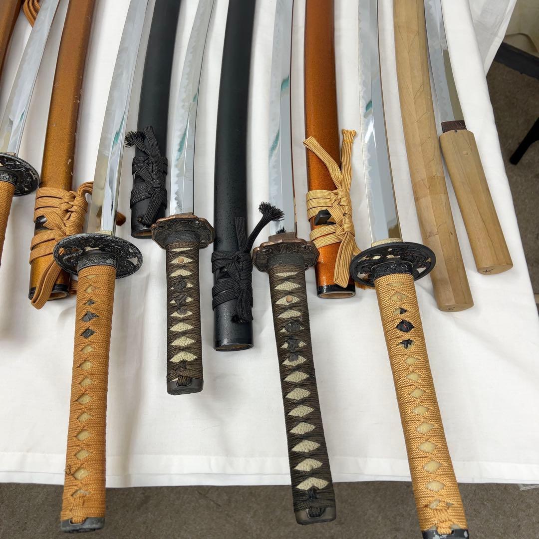 【傷あり】A 模造刀 8本 まとめ 鍔 透かし 太刀鍔 花形鍔 太刀 脇差 白鞘