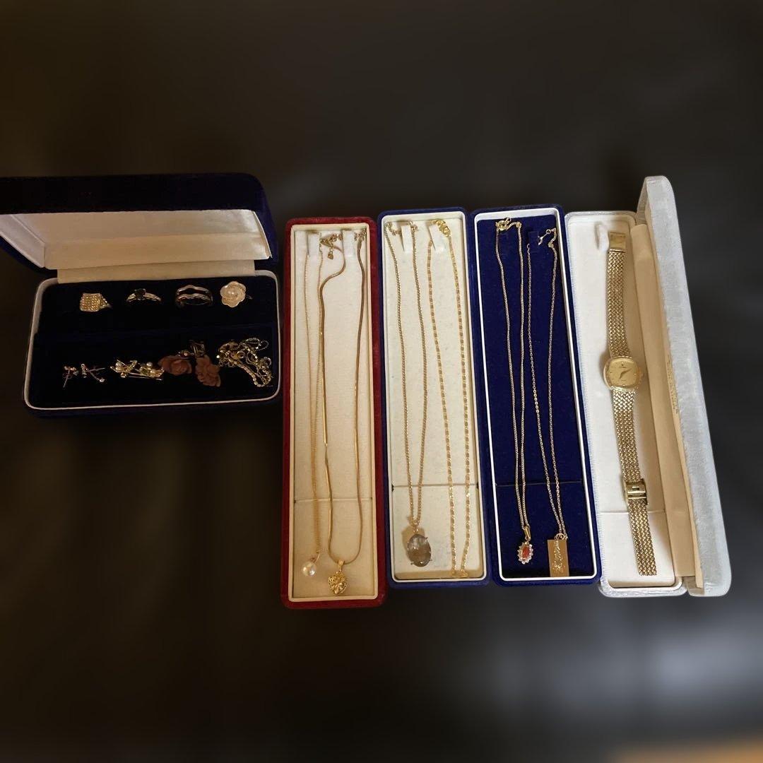 遺品整理　アクセサリー　CYMAレディース腕時計　値下げ　お値引き不可