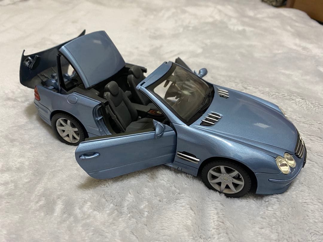 ミニカー MOTORMAX Mercedes-Benz SL500 1/18