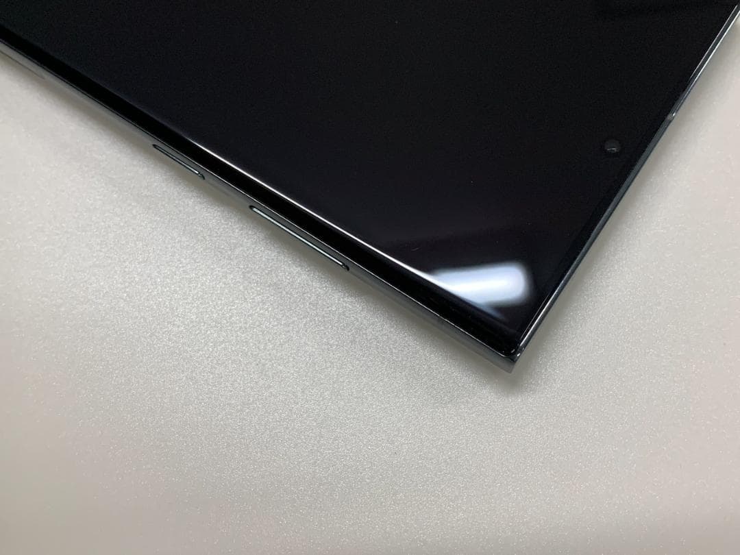 ★美品 Galaxy S23 Ultra 256GB SIMフリー KDDI