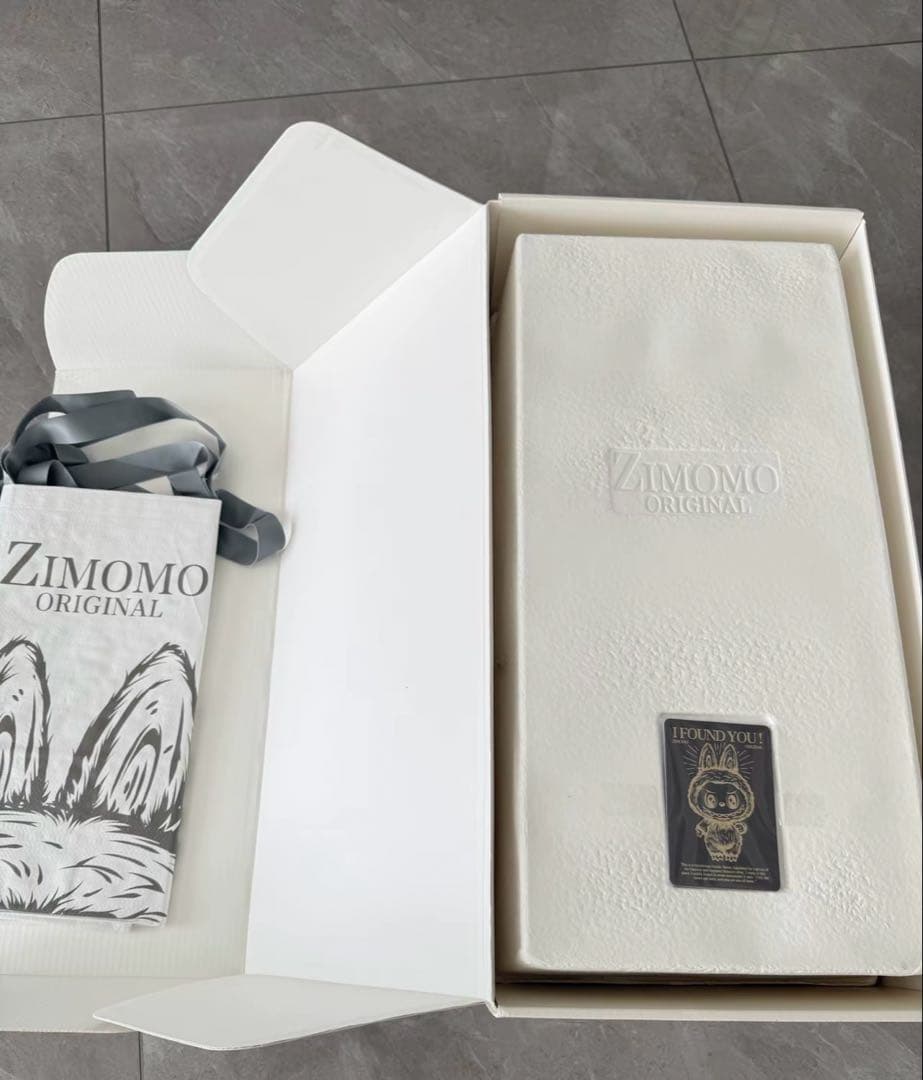 新品　THE MONSTERS FOUND ZIMOMOぬいぐるみ