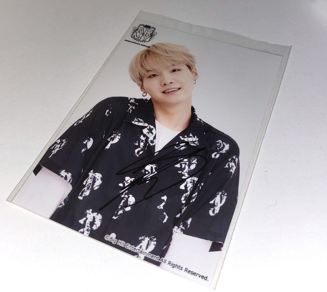 SUGA　直筆サイン入り継続特典　生写真