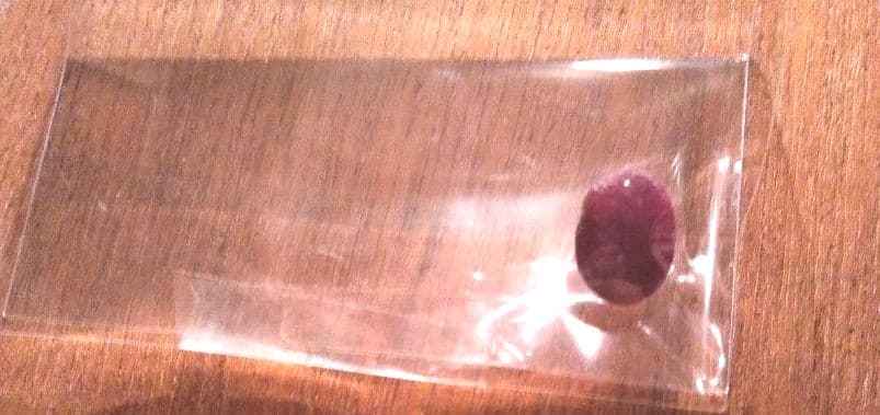 ルビー　ルース