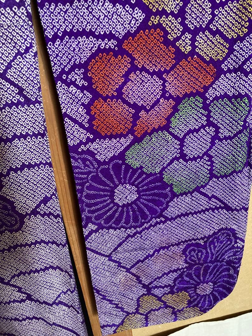 紫絞りの正絹振袖、レトロ、