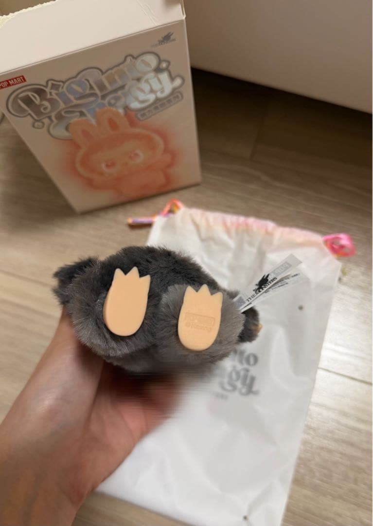 ラブブ シークレット the monsters big into energy