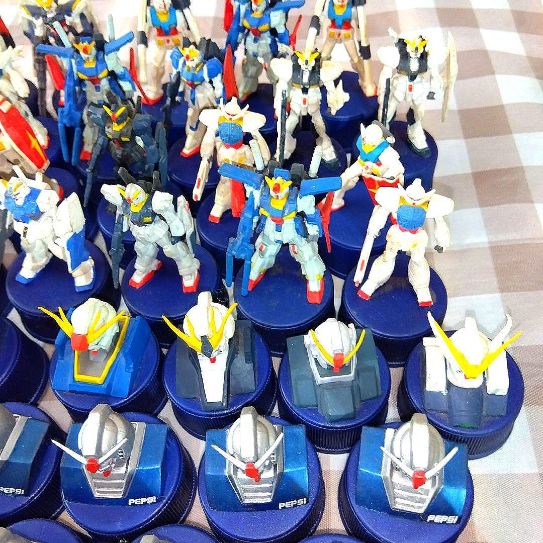 ペプシコーラ　ガンダム　ボトルキャップ　フィギュア　シークレットあり　大量まとめ