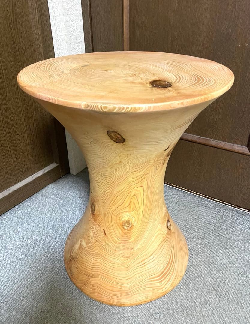 丸太　木製フレア型サイドテーブル