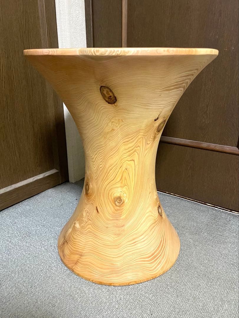 丸太　木製フレア型サイドテーブル