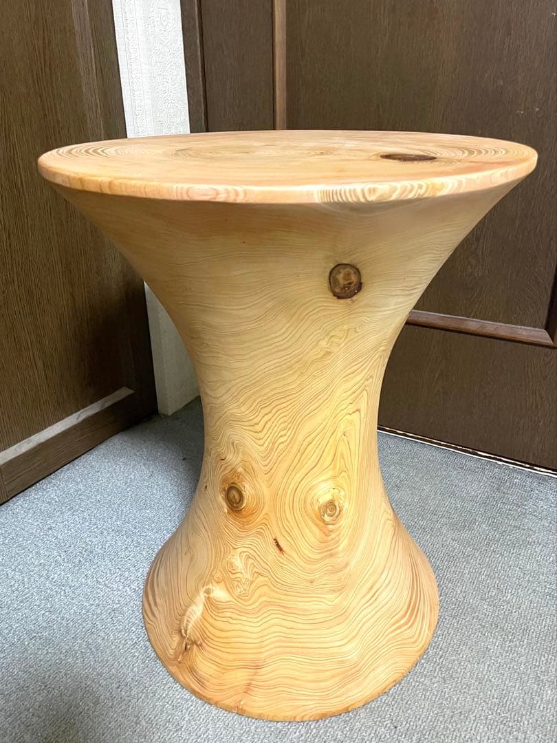 丸太　木製フレア型サイドテーブル
