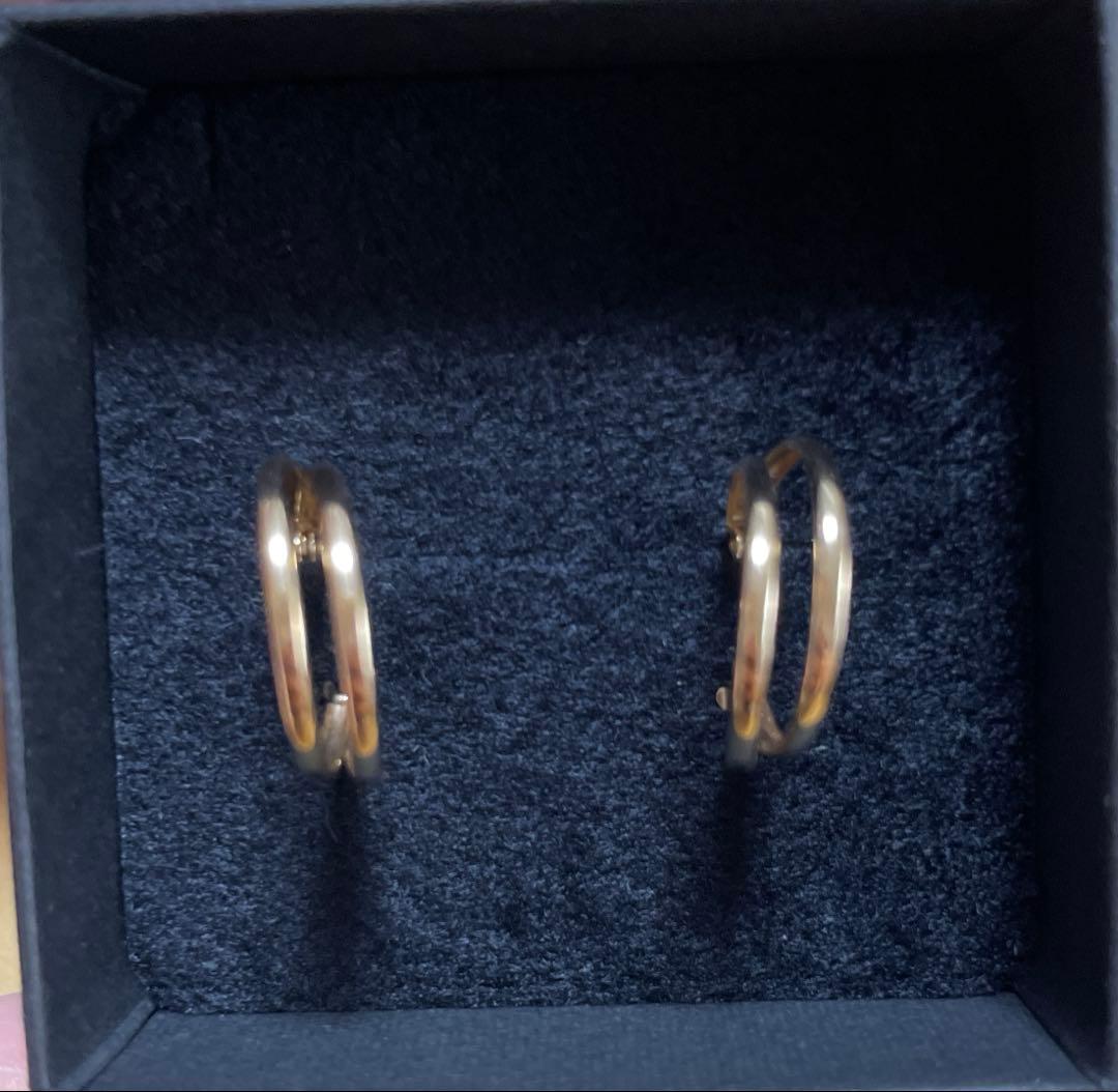 ノワールドプーペ　フープ　ピアス　k10