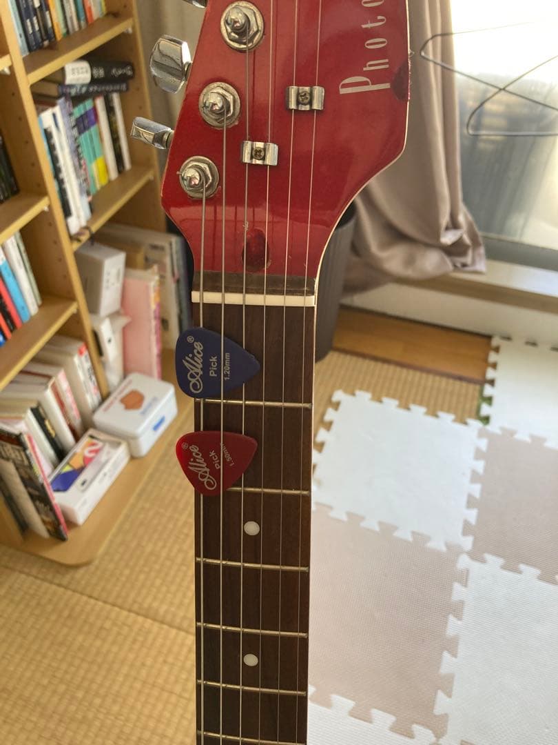 Photogenic エレキギター 赤　チューナー・ピック・ギタースタンド付き