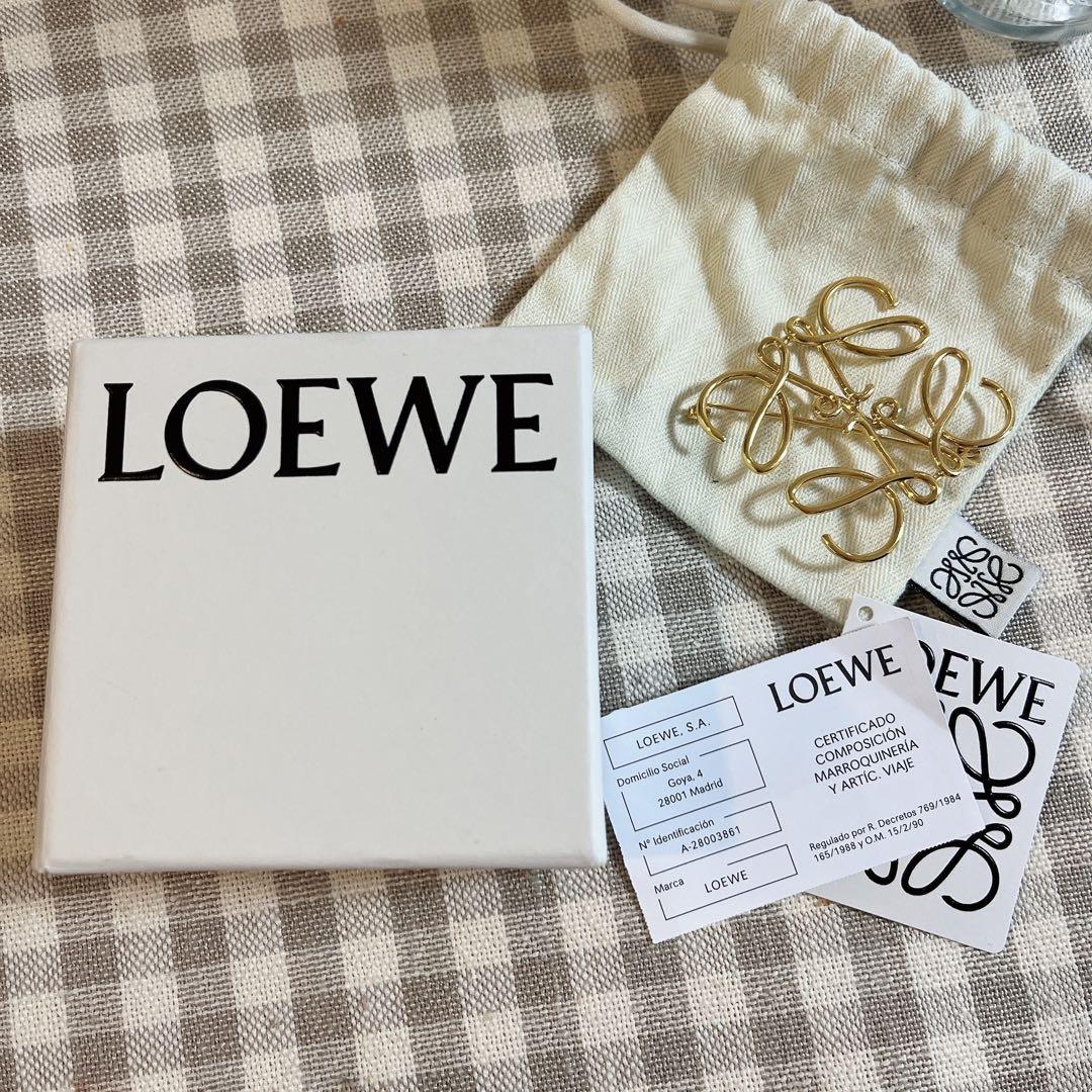 LOEWE ブローチ 正規品